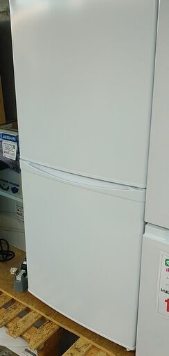 3か月間保証☆配達有り！15000円(税別）アイリスオーヤマ 142L 2021年製 2ドア冷蔵庫 ホワイト