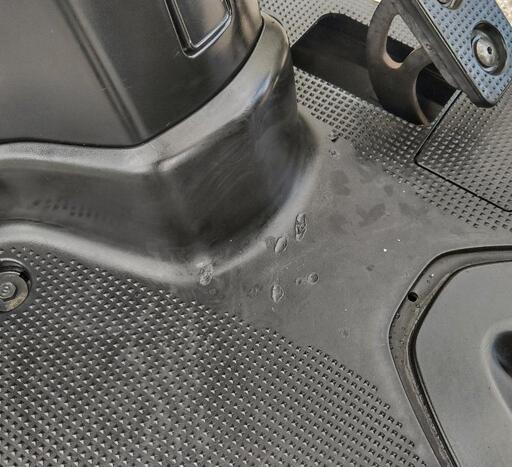 商談中です。ヤマハ ギアパーキングスタンド YECルーフキット付き UA07J