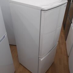 【ドリーム川西店御来店限定】 シャープ 2ドア冷蔵庫 SJ-D14E-W 137L（46L/91L) 19年製 動作確認／クリーニング済み 【2002211255601395】