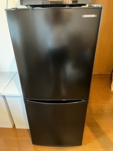 アイリスオーヤマ　冷凍冷蔵庫