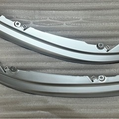 デリカD5 P(ホワイトダイヤモンド)フロントグリル 新車外し品