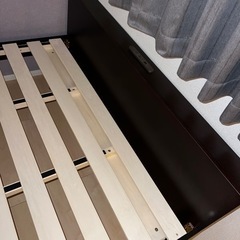 【未使用】セミダブル　ベッドフレーム