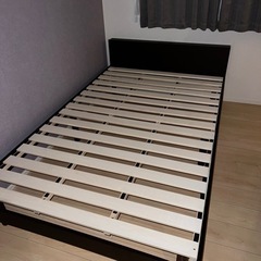 【未使用】セミダブル　ベッドフレーム
