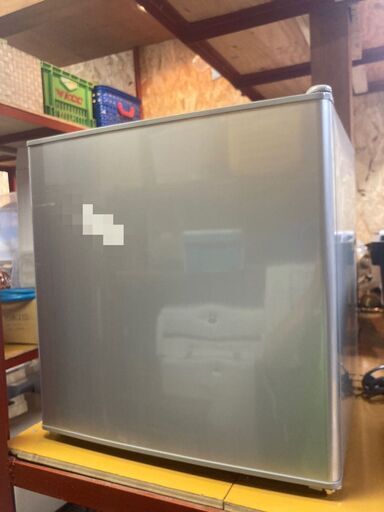☆中古￥8,000！アズマ　46㍑1ドア冷蔵庫　家電　2021年製　MR-50B型　幅47㎝ｘ奥行49㎝ｘ高さ51㎝　【BH103】