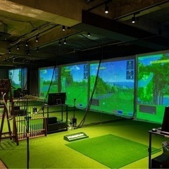 ゴルフスタジオで一緒に練習しませんか。