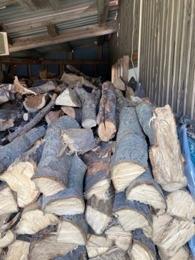 薪　広葉樹ミックス　40cm程度　2023年度販売　菊池郡大津町　乾燥済み・焚火・薪ストーブ・暖炉・キャンプ 薪 広葉樹ミックス 40cm程度 2023年度販売 菊池郡大津町 乾燥済み