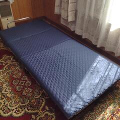 折畳み式ベッド