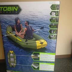 湖　秋の紅葉に、ゴムボート　ブラックバス釣りに。　プール海水浴用品。