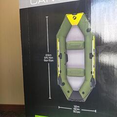 湖　秋の紅葉に、ゴムボート　ブラックバス釣りに。　プール海水浴用品。