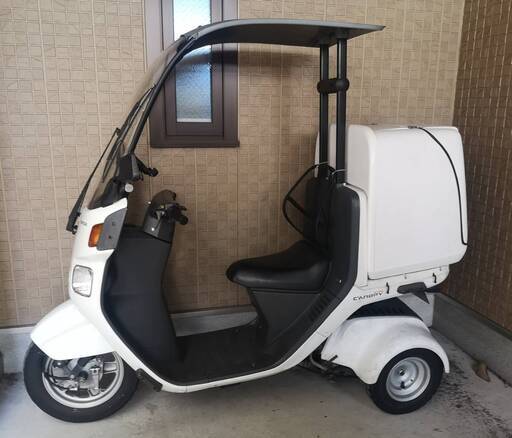 HONDAスクーター屋根付き
