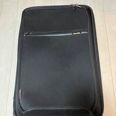 【無料】鍵付きスーツケース　大容量