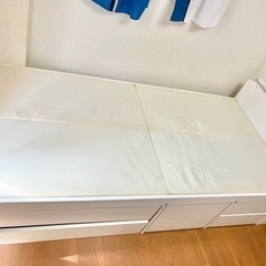 シングルベッドサイズ　収納付きベッドフレーム