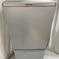 パナソニック　冷蔵庫　NR-B149W　138L 　2017年製...