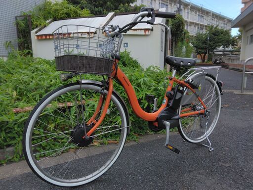 パナソニック　２６インチの電動自転車です。　前後タイヤ新品交換、内装３段ギア付きです。