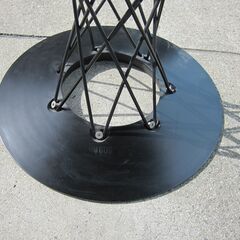 サイクロンテーブル　ブラック　φ800