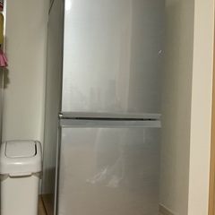 【24日まで】一人暮らし用の冷蔵庫（140リットルサイズ？）