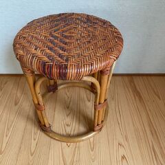 ラタンチェア　丸椅子　ナチュラル　籐家具