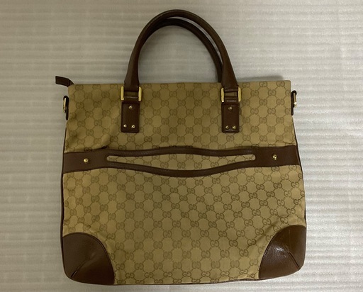 GUCCI バッグ　通勤や通学に　ビジネスバッグ