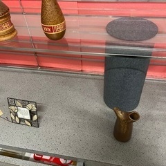 店舗用ガラス棚ステージ台 