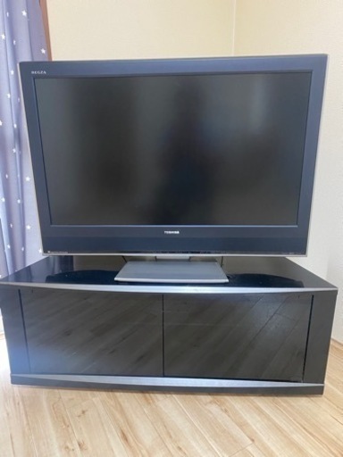 TOSHIBA、REGZA、テレビ台セットで‼️