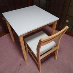 ニトリ　テーブル　椅子1脚付き　1800円