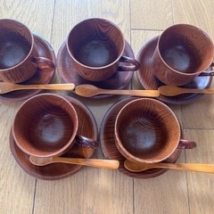 【未使用】木製のカップとソーサー、スプーン付！