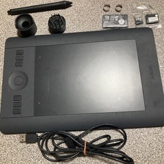 wacom intuos pro PTH-451