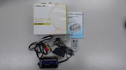 【取引完了です】ビデオカメラ（ビクター製）中古品
