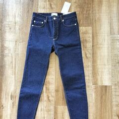 Zara Skinny TRF デニムパンツ(13号)