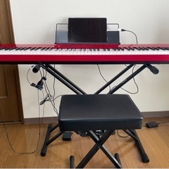 電子ピアノ　赤(CASIO px-s1000 )