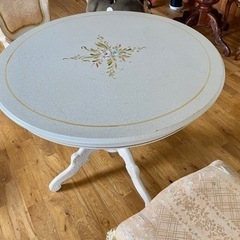 アンティークおしゃれなイタリア製ロココ調テーブル&チェアーセット