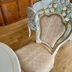 アンティークおしゃれなイタリア製ロココ調テーブル&チェアーセット