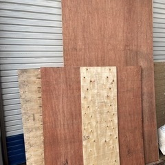 木材　木　木の板（釘あり）