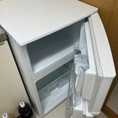 2ドア冷凍/冷蔵庫 90L