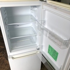 配送可能　2021年　YAMADASELECT(ヤマダセレクト)　YRZ-C12H1　2ドア冷凍冷蔵庫　(117L・右開き)　ホワイト