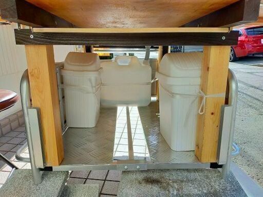 現金払いでもネット決済でもOK！ 自作屋台 都内一円の移動営業（引車