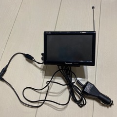 カーナビ　テレビ　CN-GL300D