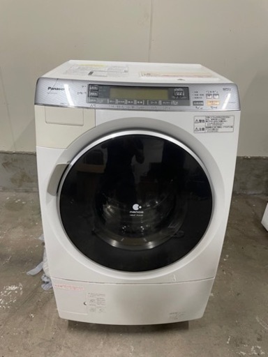 洗濯９㎏・乾燥６㎏タイプです！　Panasonic（パナソニック）　９㎏ななめドラム式洗濯乾燥機　NA-VX7200R　右開き・クリスタルホワイト