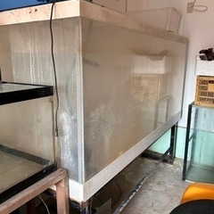 大型水槽　引き取り限定　200×100×80cm 厚み2センチ 大型水槽 引き取り限定 200×100×80cm 厚み2センチ