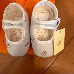 早い者勝ち！エルメス 新品未使用ファーストシューズ