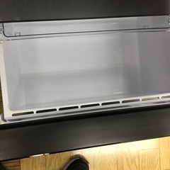 H-71【ご来店頂ける方限定】AQUAの3ドア冷凍冷蔵庫です
