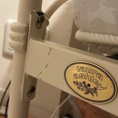 ローラアシュレイ　ベッドフレーム　シングル