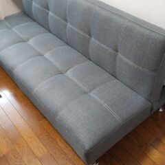かなり美品】3人掛けソファーベッド グレー（ほぼ未使用、新古品）