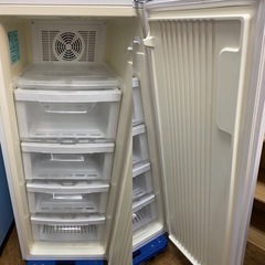 ジャンク品 故障品 S722 ⭐ Haier 冷凍庫 (132L) 