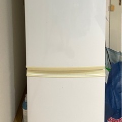 シャープノンフロン冷凍冷蔵庫　137L 2015年製