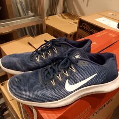 最終値下げ中！！　NIKE　ナイキ　スニーカー(28cm)