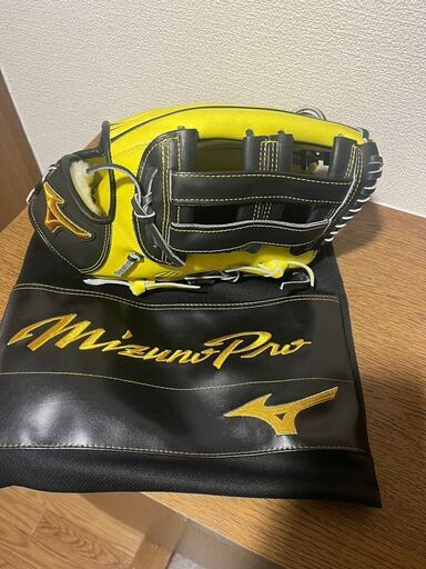 美品☆ミズノプロ 軟式 グローブ 杉本裕太郎モデル 外野用 ミズノ 右