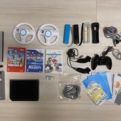 任天堂wii 本体 美品 人気ソフト3点他おまけ多数