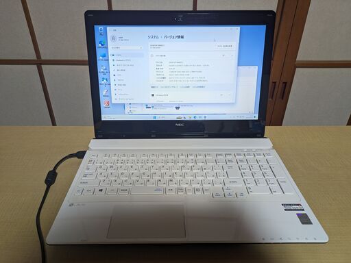 中古パソコンNEC白Core i5★Windows１１②