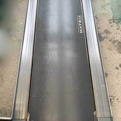 【店舗引き取り限定】 MATRIX トレッドミル T-3x-04-C 200V仕様 ULTIMATE DECK 業務用ルームランナー ランニングマシン フィットネスクラブ用 現状品